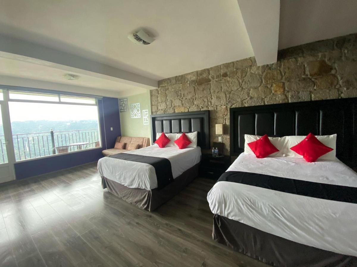 Vista Zacatlan Hotel エクステリア 写真