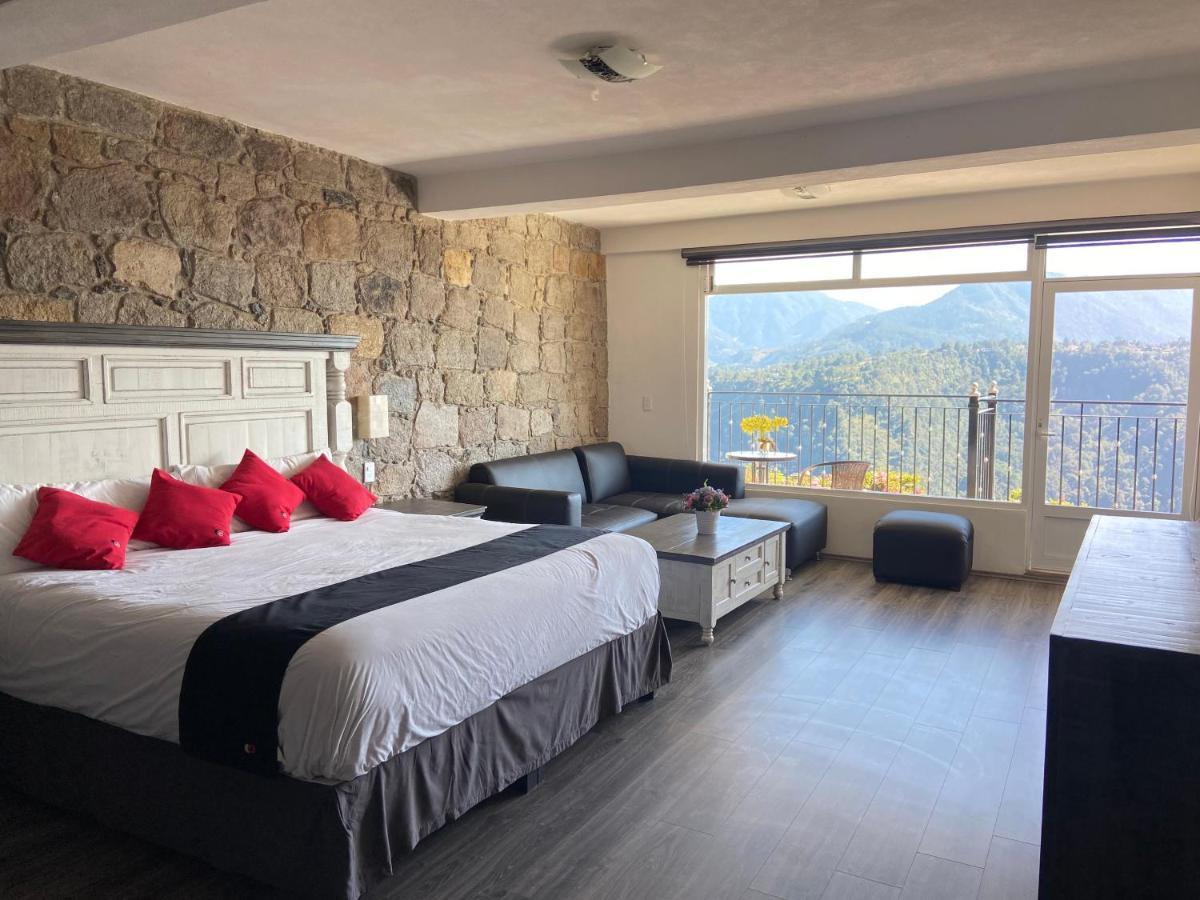 Vista Zacatlan Hotel エクステリア 写真